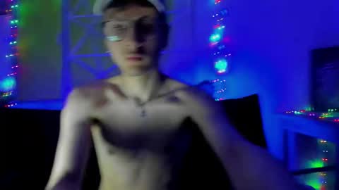 Dioniso online show from December 2025 08:04:01 PM