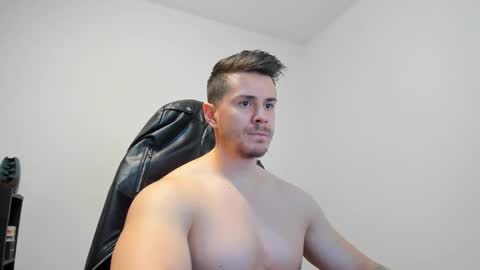 Snapshot of alphagodleatherking92 chatting on December 2024 07:48:02 AM LeatherMaster online show from December 2024 07:48:02 AM