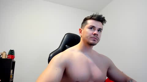 Snapshot of alphagodleatherking92 chatting on January 2025 06:31:02 AM LeatherMaster online show from January 2025 06:31:02 AM