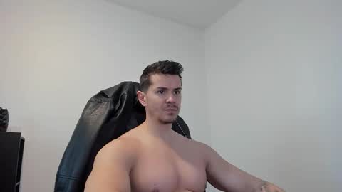 Snapshot of alphagodleatherking92 chatting on September 2025 04:35:02 AM LeatherMaster online show from September 2025 04:35:02 AM