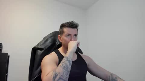 Snapshot of alphagodleatherking92 chatting on October 2025 06:43:01 AM LeatherMaster online show from October 2025 06:43:01 AM