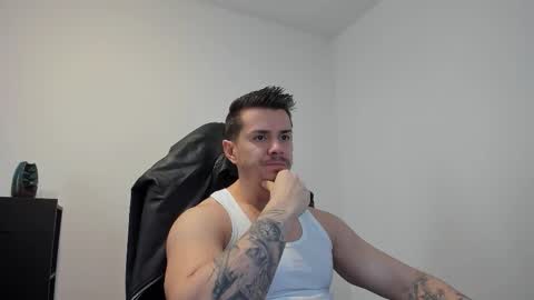 Snapshot of alphagodleatherking92 chatting on October 2025 07:18:02 AM LeatherMaster online show from October 2025 07:18:02 AM