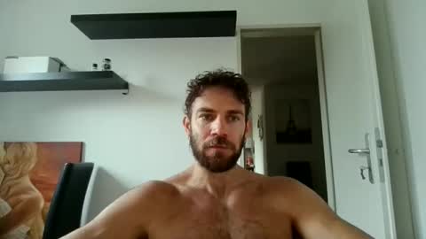 alphah_hunk online show from October 2025 10:24:01 AM