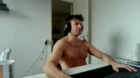 alphah_hunk online show from January 2026 09:57:01 AM