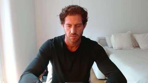 alphahung23 online show from October 2025 09:20:01 AM