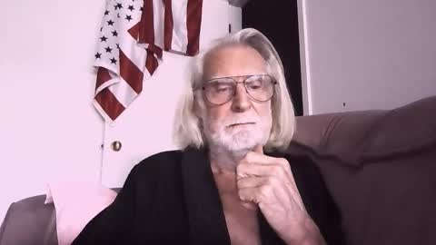 AlphaUniform online show from March 2026 04:58:02 PM