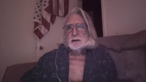 AlphaUniform online show from March 2026 11:02:02 AM