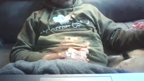 Snapshot of alrichough4 chatting on December 2024 06:26:02 PM Alric online show from December 2024 06:26:02 PM