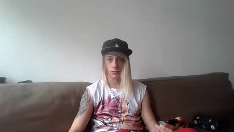 Snapshot of altboy010 chatting on September 2025 02:29:02 PM altboy010 online show from September 2025 02:29:02 PM