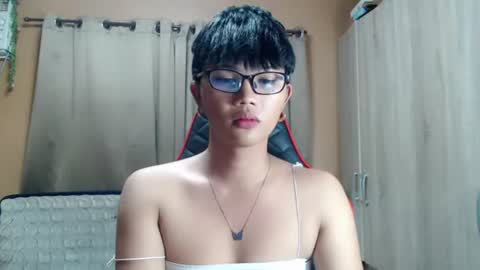 Snapshot of althea_ii chatting on July 2026 04:33:02 PM Althea online show from July 2026 04:33:02 PM