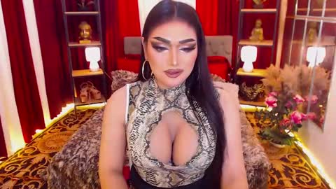 Snapshot of alurajhenson chatting on January 2025 10:02:02 AM Alura Jhenson online show from January 2025 10:02:02 AM