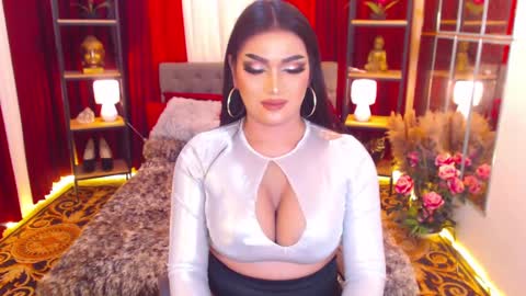 Snapshot of alurajhenson chatting on January 2025 01:41:01 AM Alura Jhenson online show from January 2025 01:41:01 AM