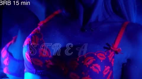 Alvuwka online show from February 2026 12:02:01 PM