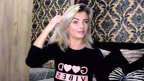 aly online show from January 2025 11:45:01 AM