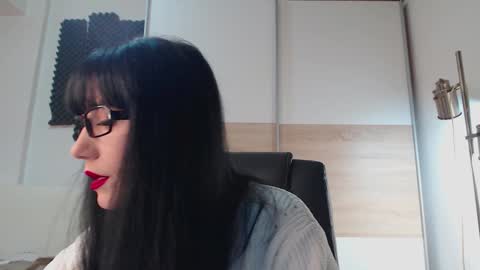 Snapshot of alycetn chatting on November 2025 12:16:01 PM Alice online show from November 2025 12:16:01 PM