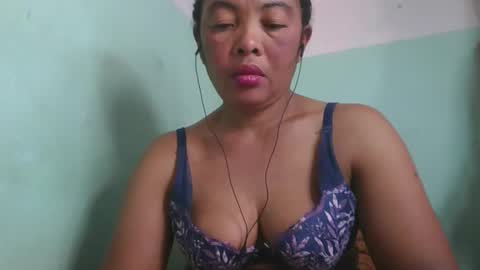 alypierette online show from May 2026 04:42:02 AM