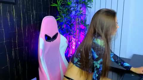 Alyse online show from October 2025 05:31:01 PM