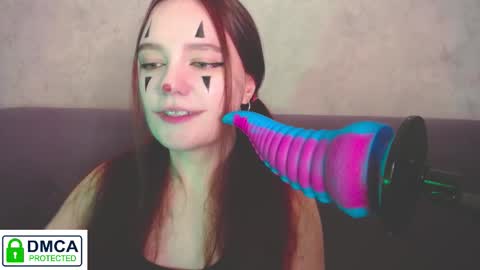 Snapshot of alyssa__scarlet chatting on November 2025 09:44:02 AM Alyssa online show from November 2025 09:44:02 AM