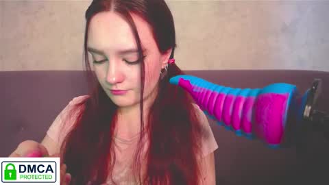 Alyssa online show from November 2025 08:26:02 AM