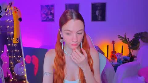 alyssa_smitt online show from September 2025 05:23:01 PM