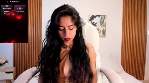 alyssabeauty_ online show from January 2026 07:06:01 PM