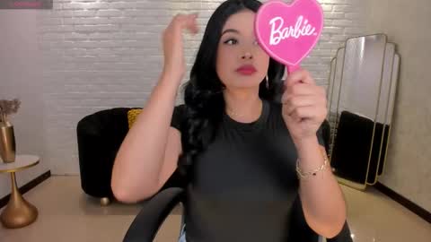 Aly  online show from November 2025 11:44:02 AM