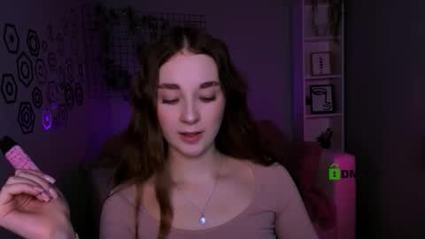 alyssamoan online show from December 2025 10:15:01 PM