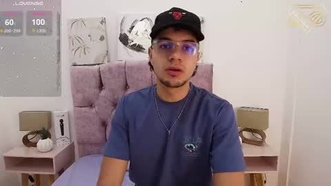 Amadeo Wild online show from January 2025 12:39:02 PM