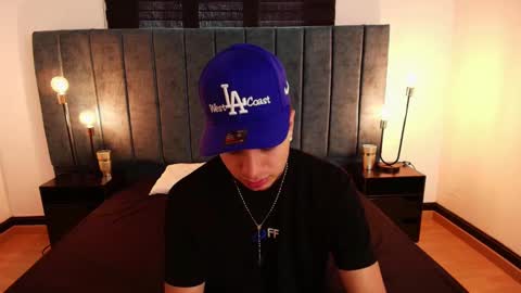 Amadeo Wild online show from February 2025 03:39:02 PM