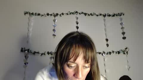 Amalett online show from March 2025 02:27:02 AM