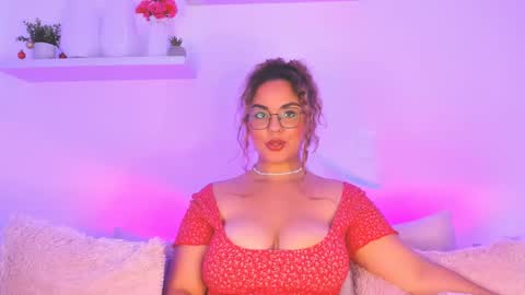 Snapshot of amalia_bennet chatting on February 2025 07:27:01 PM amalia bennet online show from February 2025 07:27:01 PM