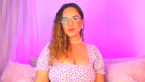 Snapshot of amalia_bennet chatting on March 2025 02:04:02 AM amalia bennet online show from March 2025 02:04:02 AM