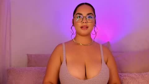 Snapshot of amalia_bennet chatting on September 2025 09:37:01 PM amalia bennet online show from September 2025 09:37:01 PM