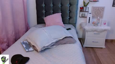 AMALIA online show from January 2025 02:32:02 AM