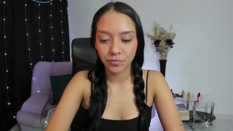 Amalia cruss online show from February 2025 12:17:01 AM