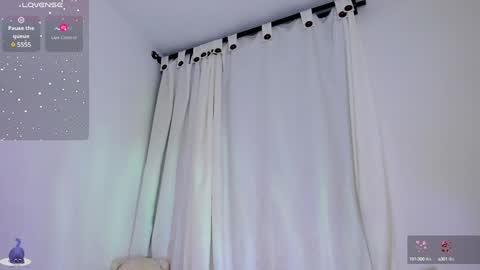 Snapshot of amaliaandrade chatting on December 2024 08:08:02 AM Amalia real MIA online show from December 2024 08:08:02 AM