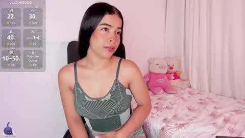 Snapshot of amaliaandrade chatting on September 2025 05:07:02 AM Amalia real MIA online show from September 2025 05:07:02 AM