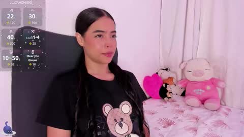 Snapshot of amaliaandrade chatting on October 2025 04:45:01 AM Amalia real MIA online show from October 2025 04:45:01 AM