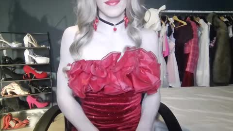 Amalie online show from January 2025 07:04:01 PM