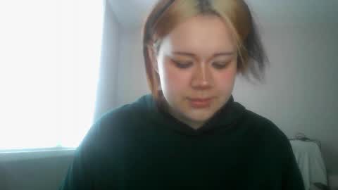 amanda_mia online show from June 2026 05:25:01 AM