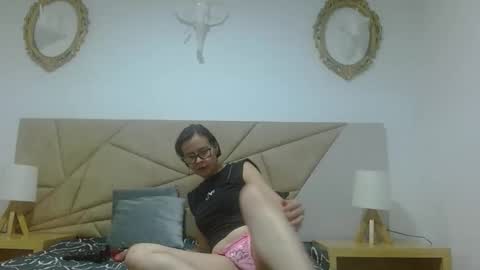 Snapshot of amanda_ramirez chatting on November 2025 09:14:02 PM amanda_ramirez online show from November 2025 09:14:02 PM