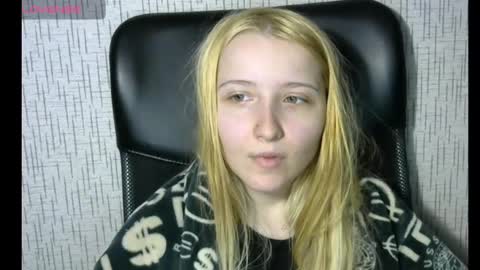 Snapshot of amanda_sherr chatting on December 2024 02:06:01 PM Amanda online show from December 2024 02:06:01 PM