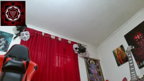 Amanda Valeska online show from April 2026 05:18:01 PM