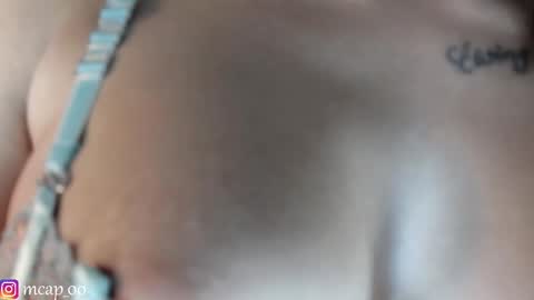 Snapshot of amanda_woods_ chatting on March 2025 02:54:01 AM Amanda online show from March 2025 02:54:01 AM