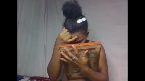 Snapshot of amandaaa25 chatting on September 2025 09:11:01 AM amandaaa25 online show from September 2025 09:11:01 AM