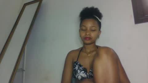 Snapshot of amandaaa25 chatting on September 2025 07:10:02 AM amandaaa25 online show from September 2025 07:10:02 AM