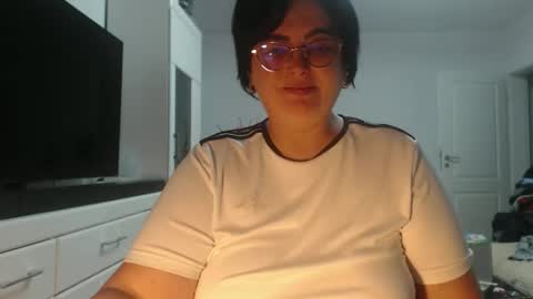 Snapshot of amandamuller1982 chatting on April 2026 06:10:01 PM Anda online show from April 2026 06:10:01 PM
