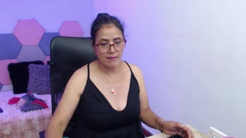 amandapeet online show from November 2025 08:08:01 PM