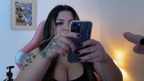 Amandha online show from November 2025 10:51:01 PM