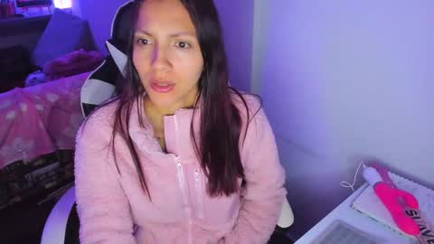 Snapshot of amara_22_ chatting on February 2026 03:46:02 AM Liz online show from February 2026 03:46:02 AM